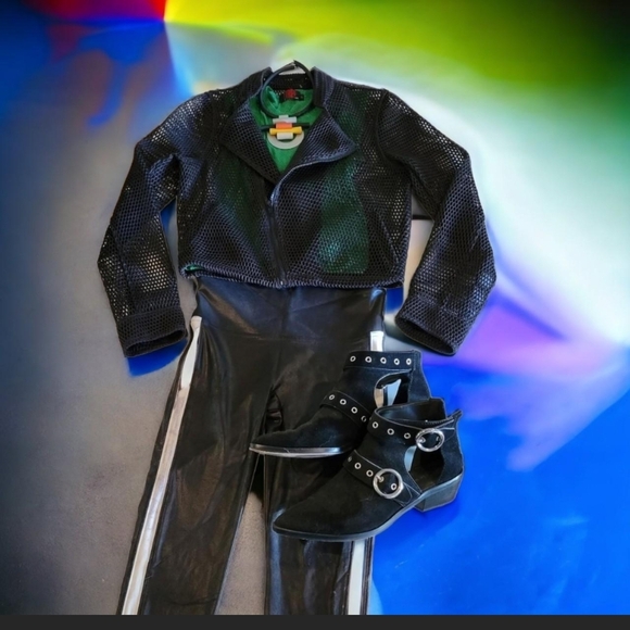 Mesh Black Jacket - Picture 3 of 5